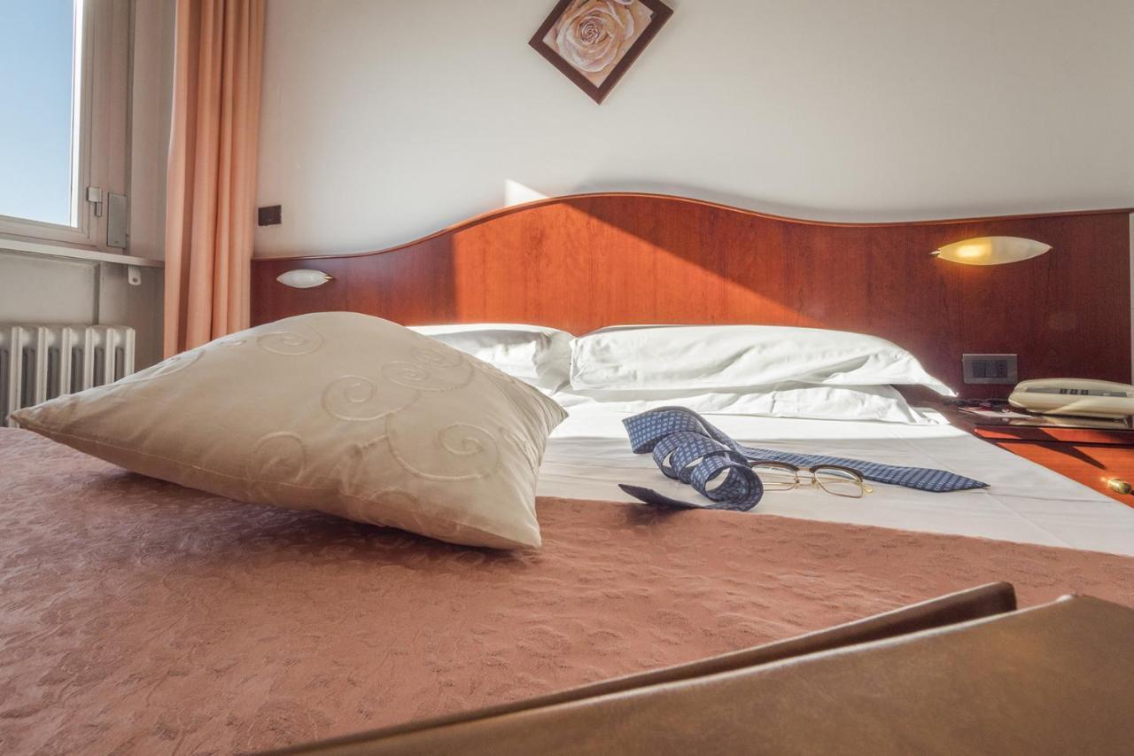 Grifone Hotel Περούτζια Εξωτερικό φωτογραφία