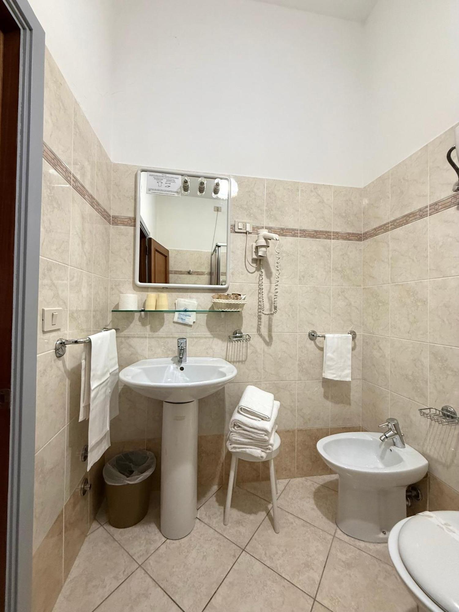 Grifone Hotel Περούτζια Εξωτερικό φωτογραφία