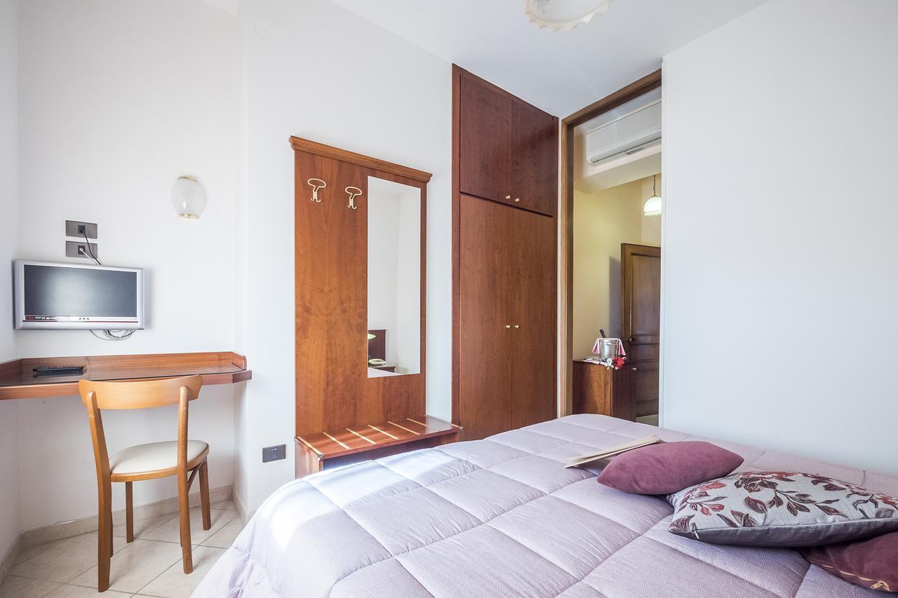 Grifone Hotel Περούτζια Εξωτερικό φωτογραφία