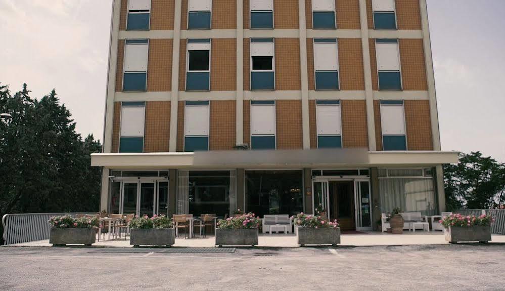 Grifone Hotel Περούτζια Εξωτερικό φωτογραφία