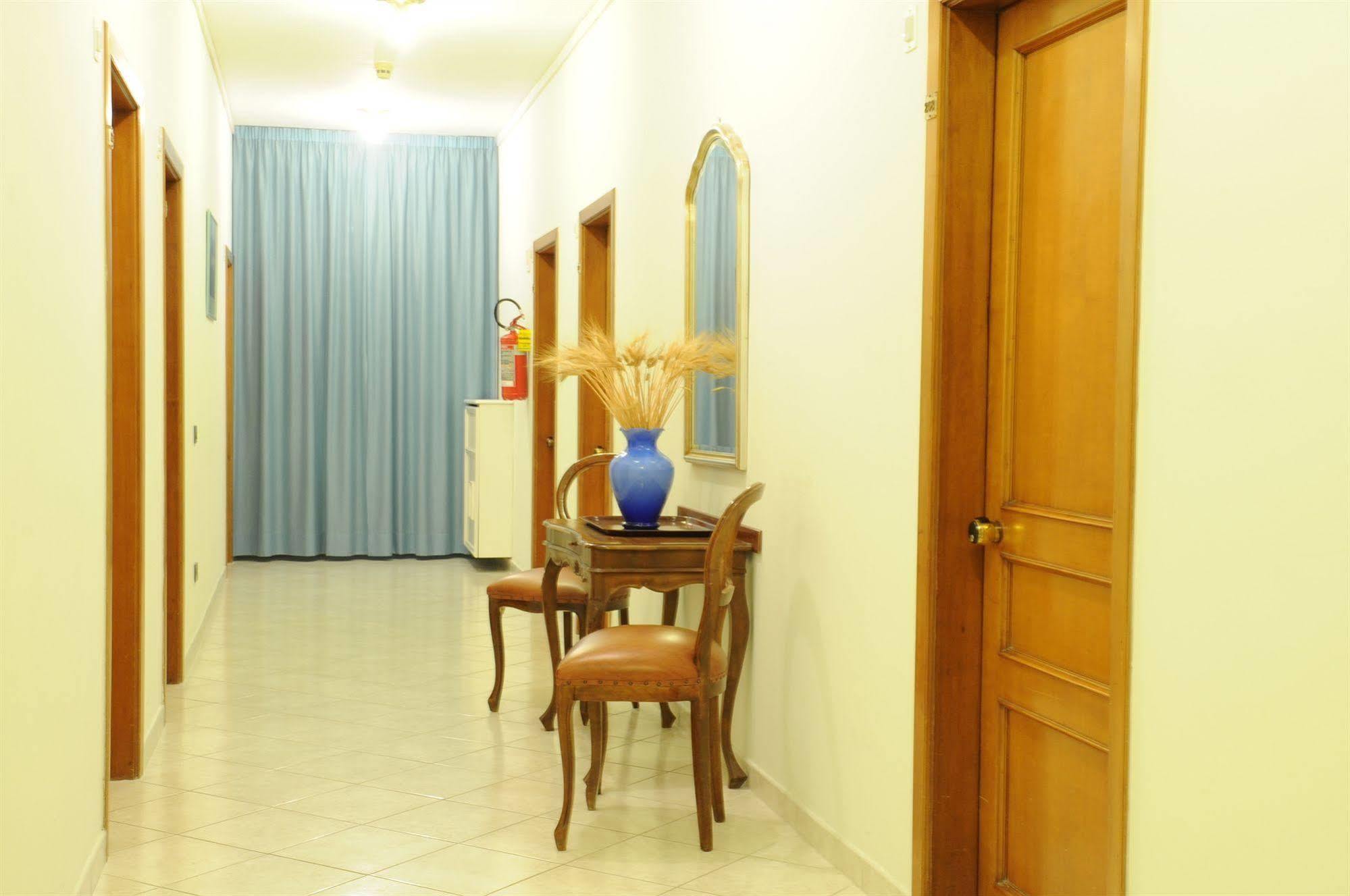 Grifone Hotel Περούτζια Εξωτερικό φωτογραφία