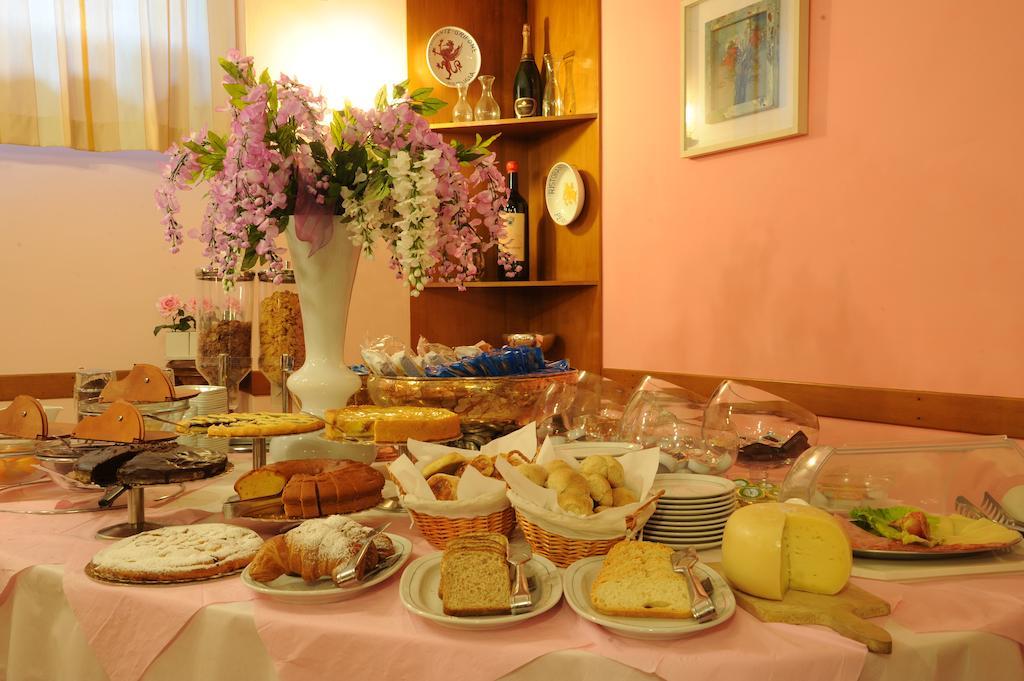 Grifone Hotel Περούτζια Εξωτερικό φωτογραφία